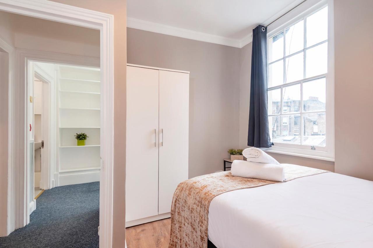 Hyde Park Modern Apartment