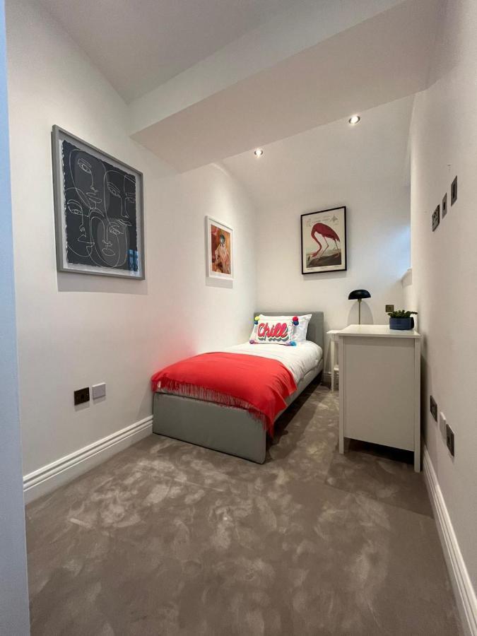 Apartment Kensington Luxurious Three Bedroom