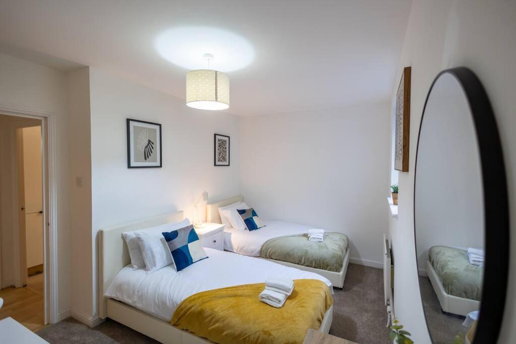 Apartamento Morden Apartment, By The Sea With Free Parking Londres
