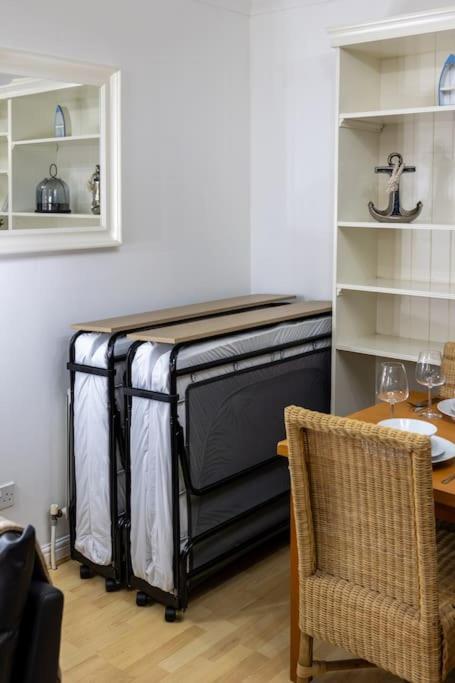Apartamento Morden Apartment, By The Sea With Free Parking Londres
