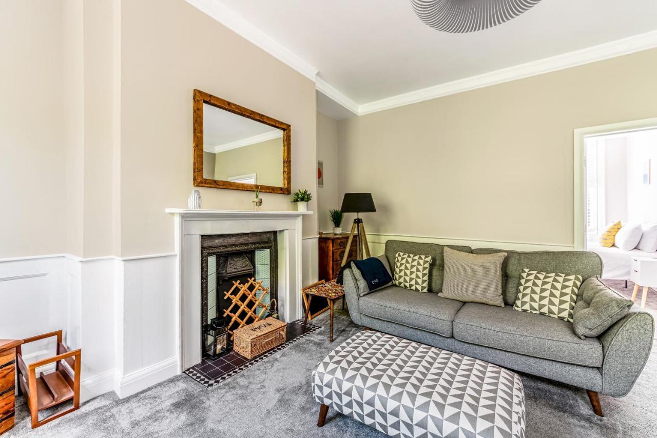 Pass The Keys Luxury Converted Victorian Flat In Leafy Highbury Apartment London
