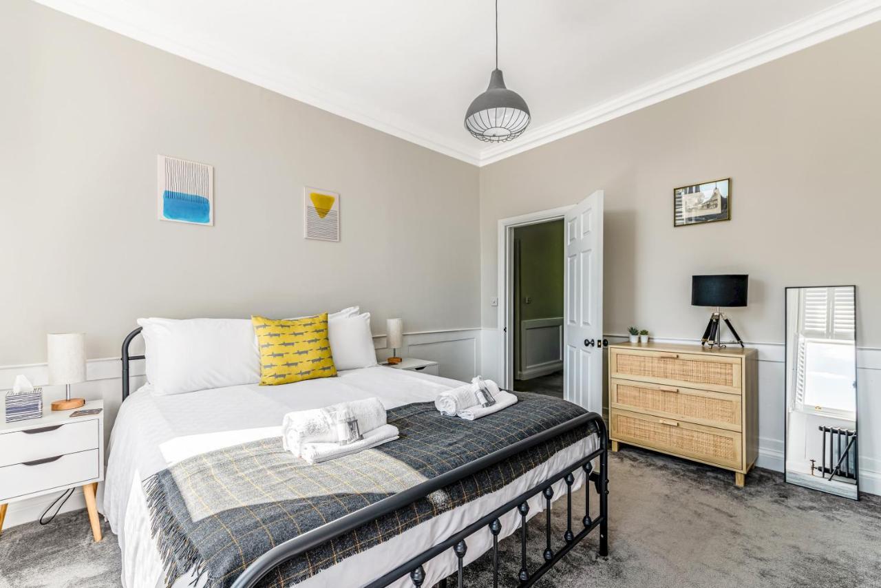 Pass The Keys Luxury Converted Victorian Flat In Leafy Highbury Londres