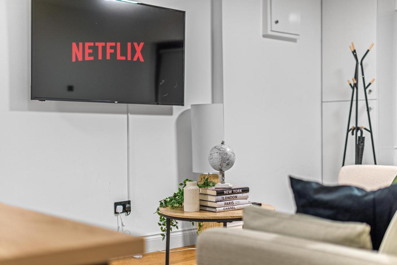Apartamento Londwell, Chic Hyde Park Mews House Londres
