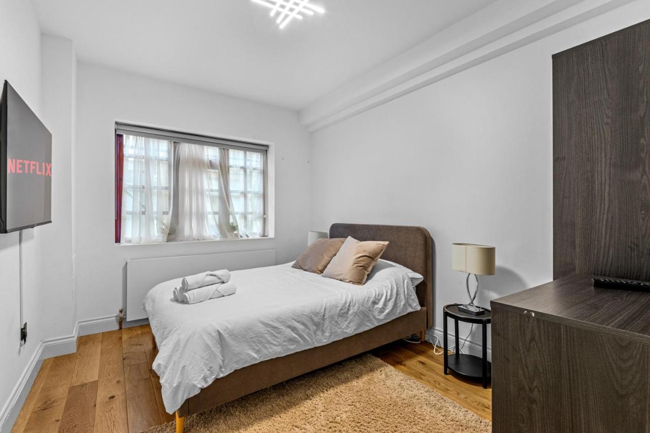 Londwell, Chic Hyde Park Mews House Apartamento