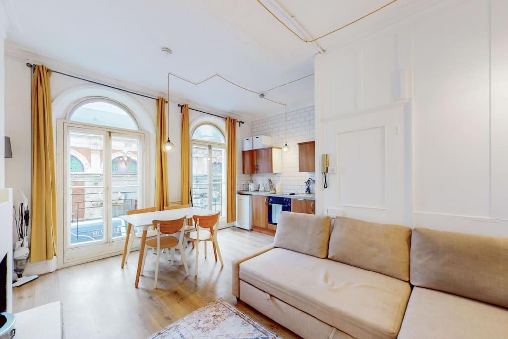 Casa de férias Modern 2 Bed Maisonette In Farringdon Barbican Londres