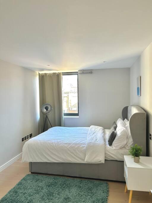 Spacious 2br With Terrance Apartamento