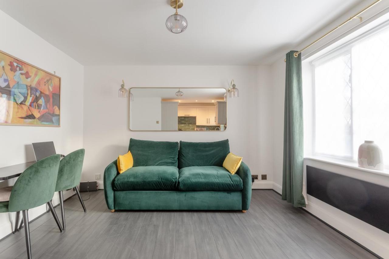 Apartment 2 Double Beds Modern Refurb Flat - 10 Min 2 Bridge *