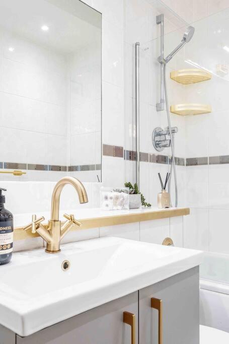 Marylebone's Nugget - 2 Bed Apartment