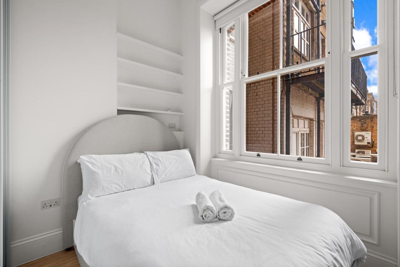 Londwell, Central Chic, Luxury By Hyde Park Apartment