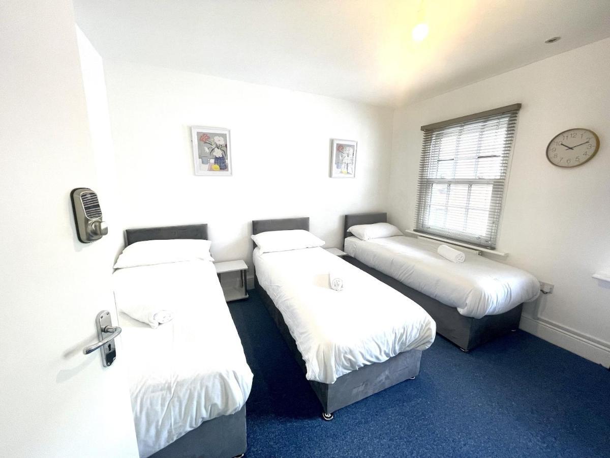 Kings Centre Apartment London