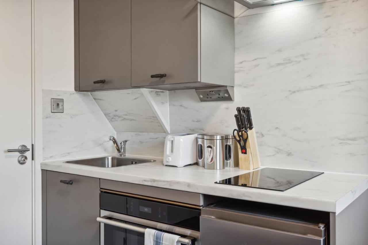 Sutherland Apartment London