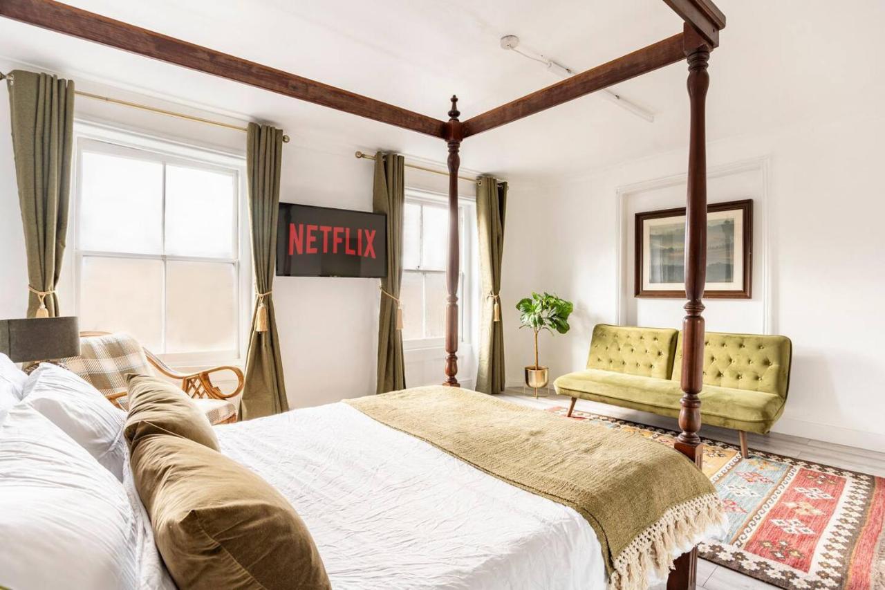 Victorian Style W/ Four-poster Bed In Camden Town * Londres