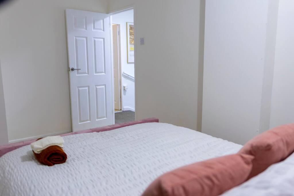 Apartment Beautiful 3 Bed House Next To Westfield *