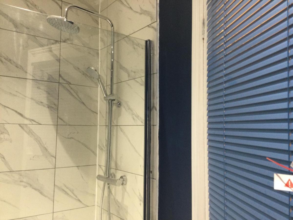 Tdm Bachelot Lettings Ltd Guest house