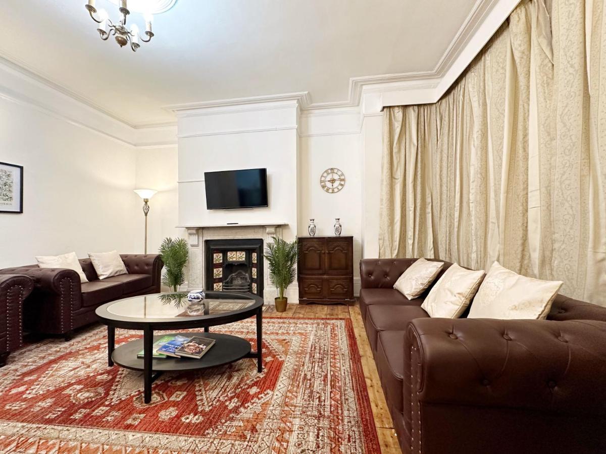 Apartment Hannah Place Near Finsbury Park - 4 Double Beds, Ideal For Families, Max 8 People London