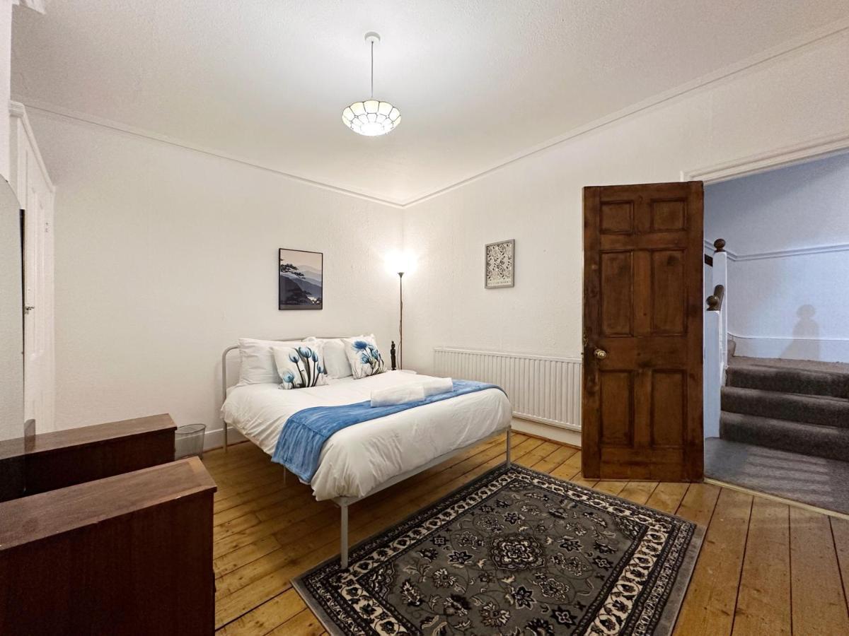 Apartment Hannah Place Near Finsbury Park - 4 Double Beds, Ideal For Families, Max 8 People *