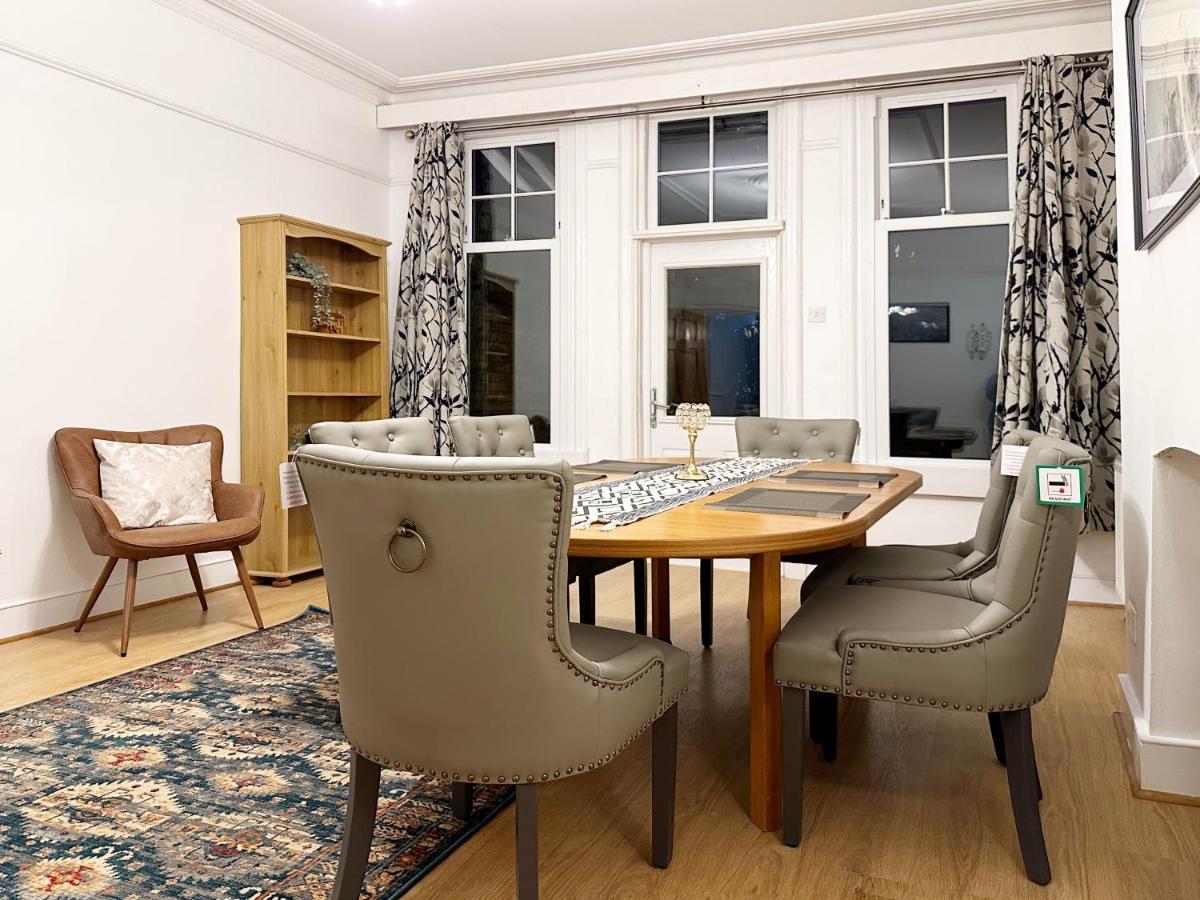Apartment Hannah Place Near Finsbury Park - 4 Double Beds, Ideal For Families, Max 8 People London
