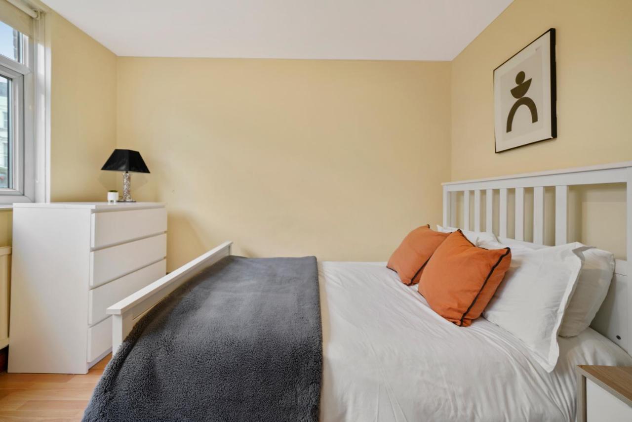 Westbourne Park Hububb * London