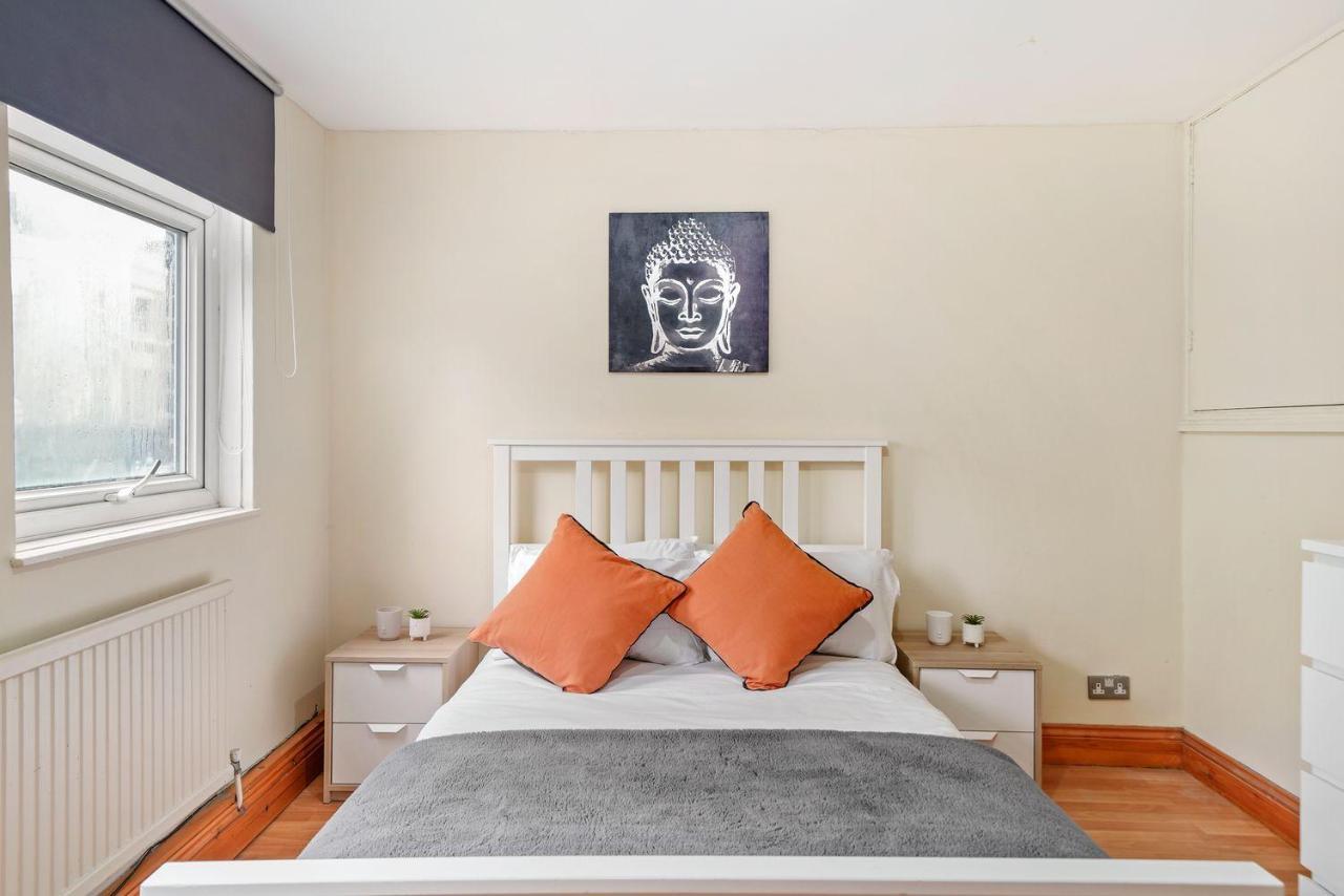 Westbourne Park Hububb Guest house London