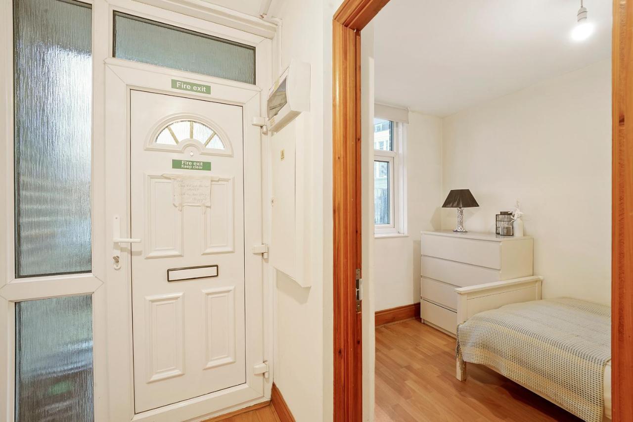 Westbourne Park Hububb Guest house *