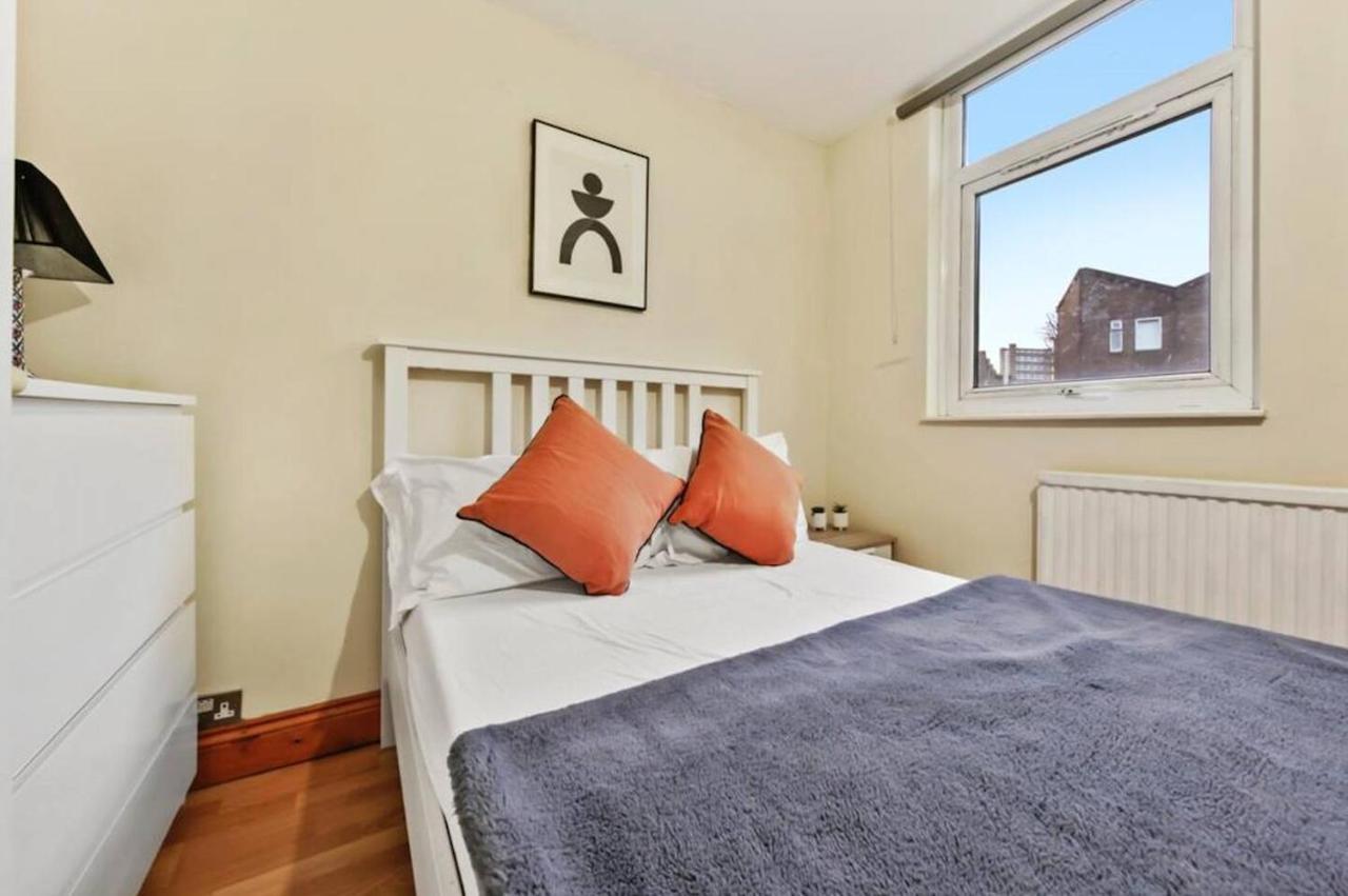 Guest house Westbourne Park Hububb London
