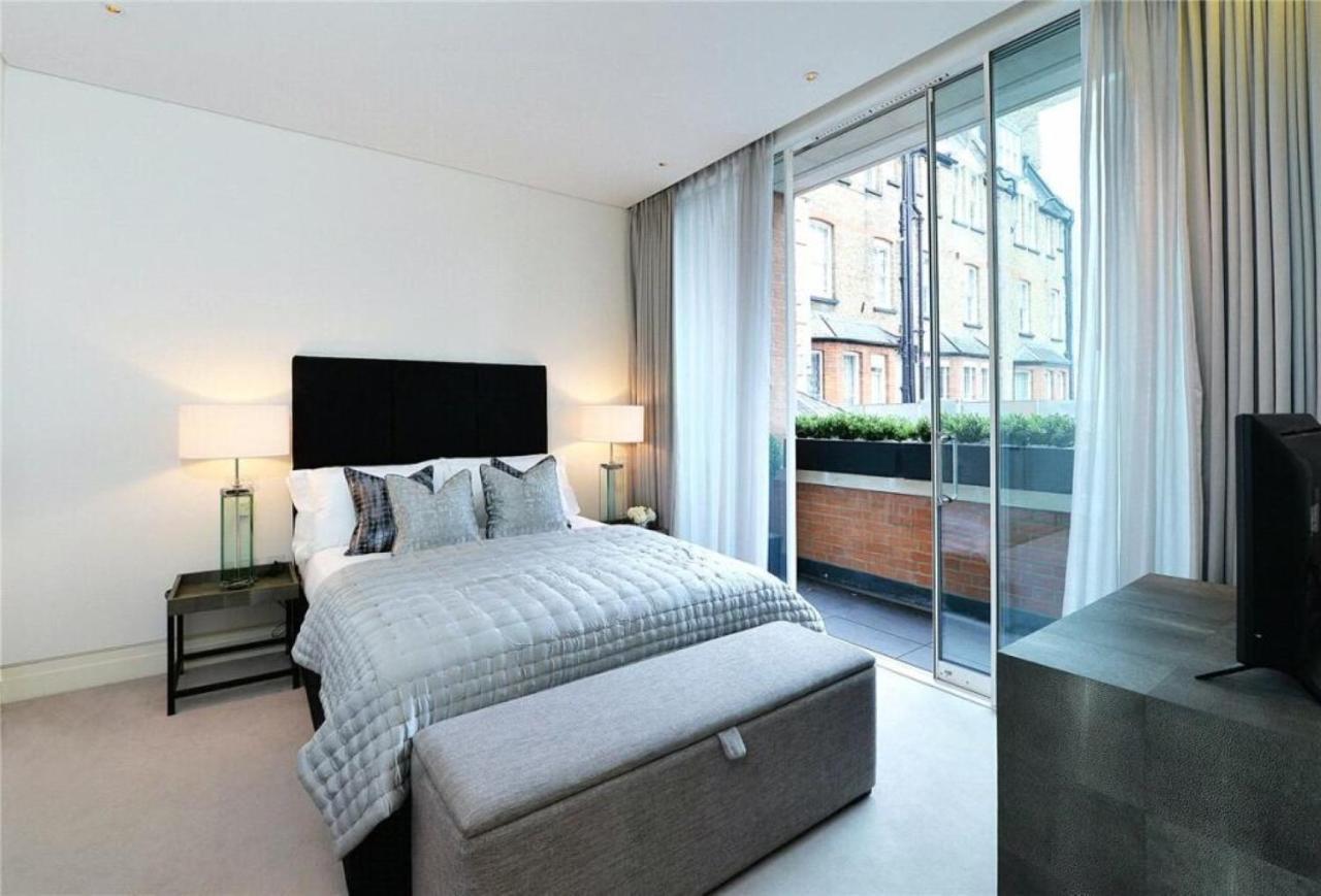 Central Mayfair Mount Street Luxury Flat London