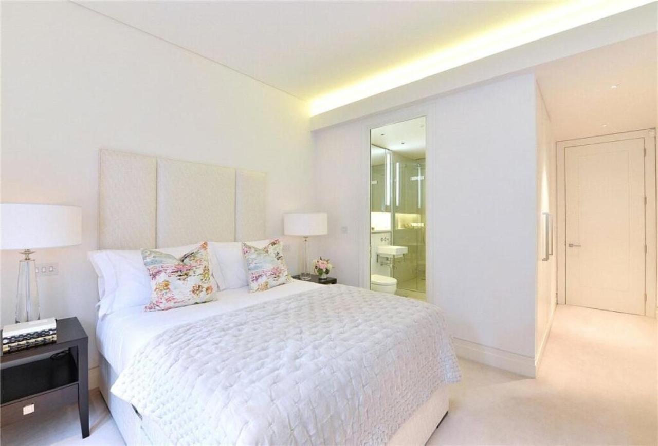Central Mayfair Mount Street Luxury Flat * London