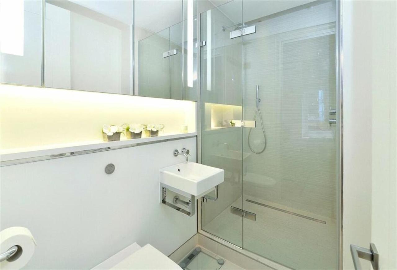Central Mayfair Mount Street Luxury Flat * London
