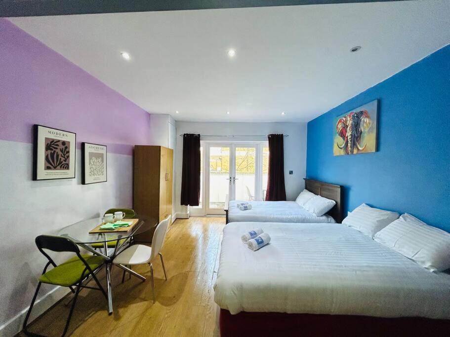 Modern Near Bethnal * Londres