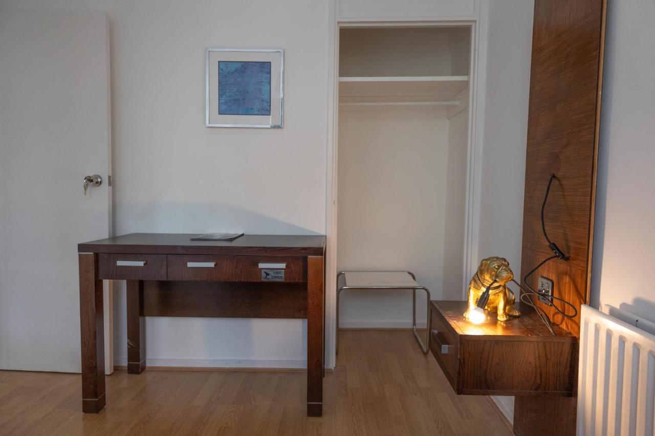London - 4 Bed - Sleeps 8 - Garden - Pet Friendly Ferienhaus *