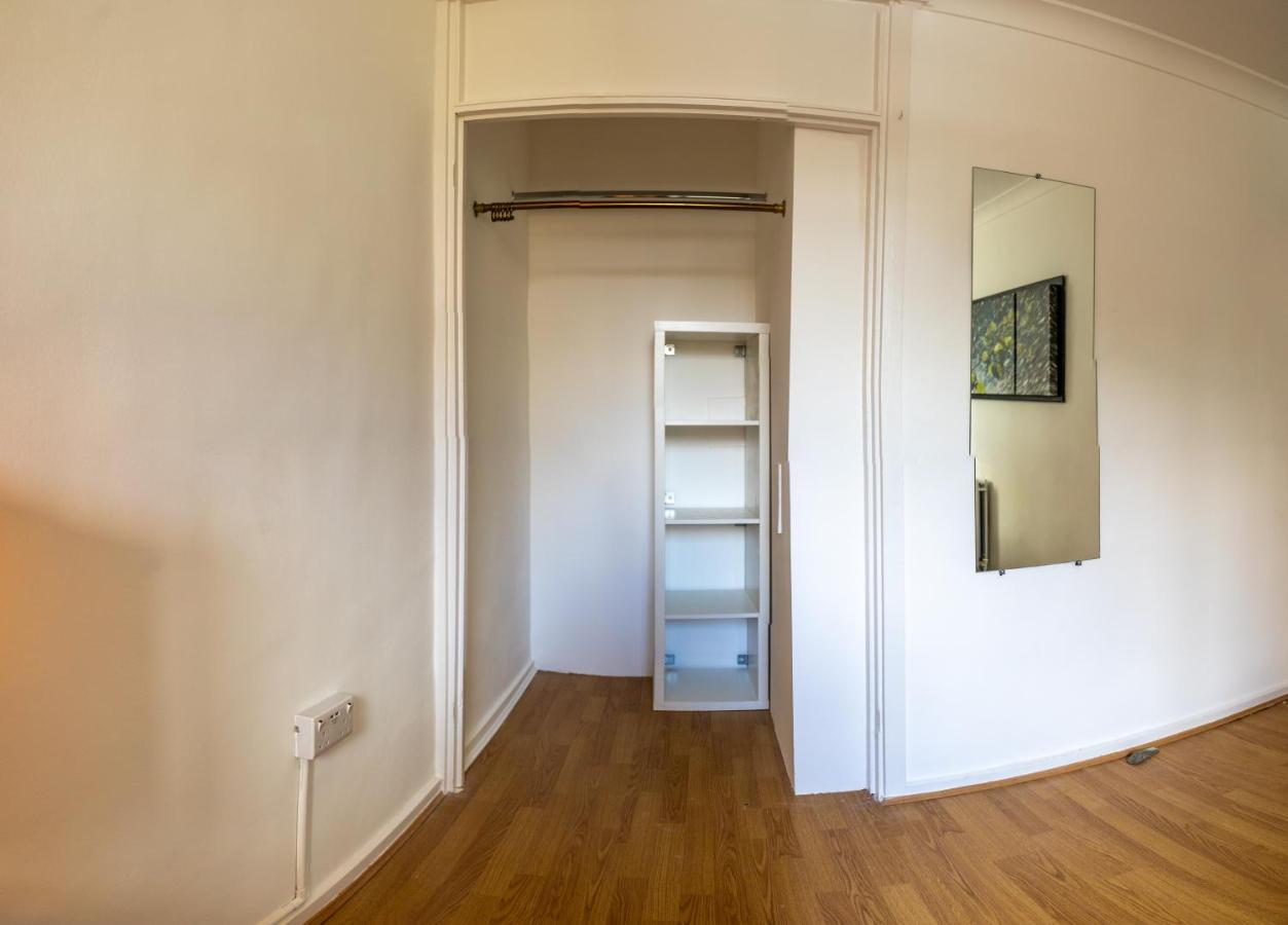 Ferienhaus London - 4 Bed - Sleeps 8 - Garden - Pet Friendly