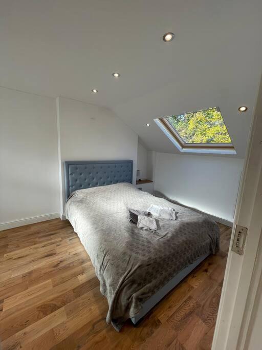 A Beautiful Terraced House In Central Holiday home London