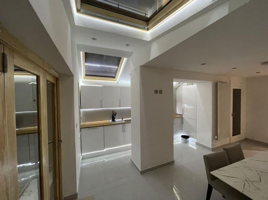 A Beautiful Terraced House In Central Holiday home *