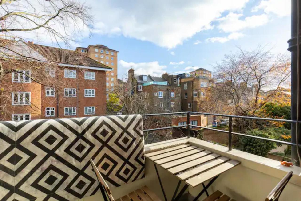 Cosy 4bd Flat Wprivate Balcony - Nine Elms! Apartment London