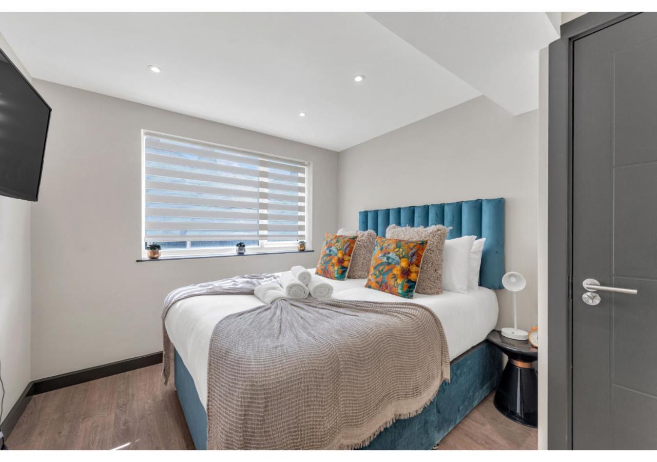 The Wanderlust Studio: Travelers' Haven Apartamento
