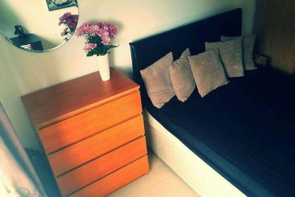 Apartment Superhost 1 Bedroom Flat 15 Mins To Center,zone 2