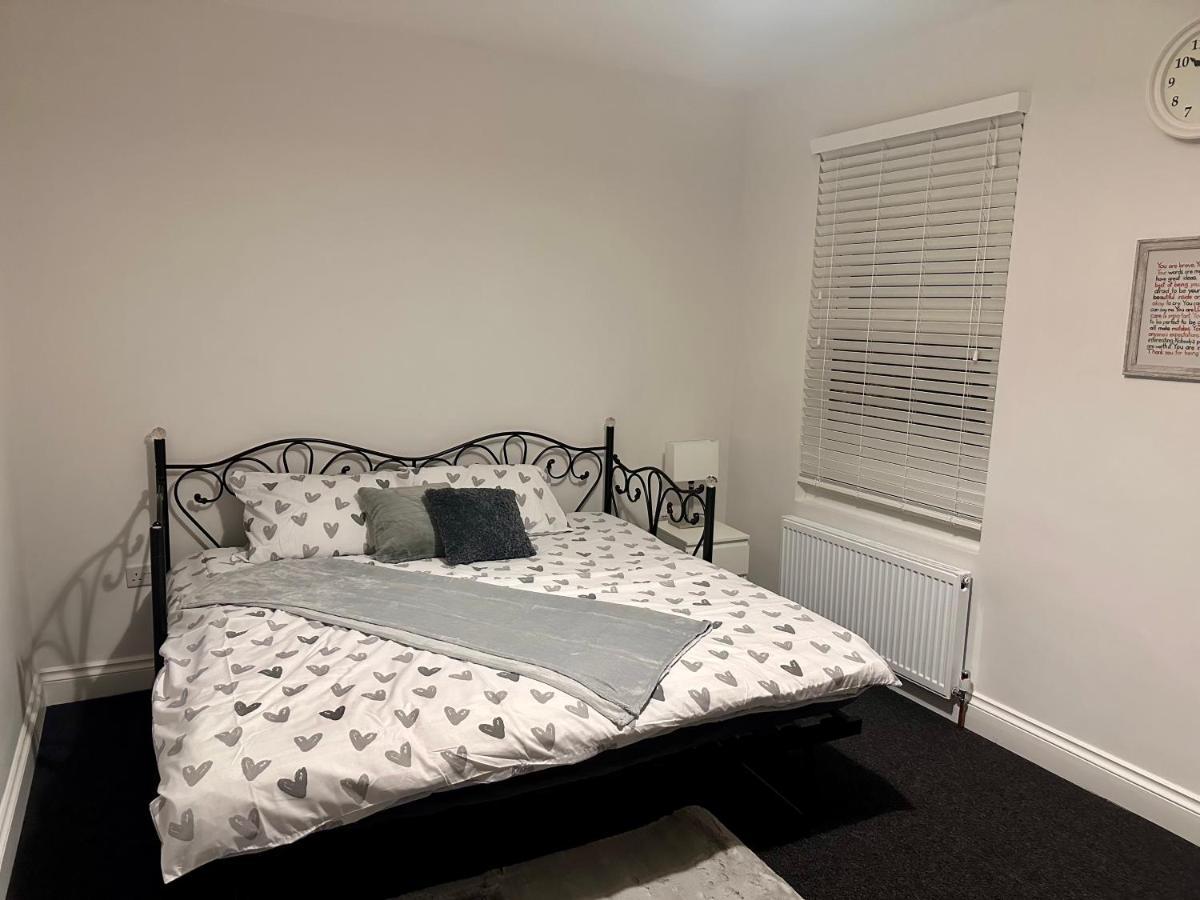 Dunedin Heights Guest house London