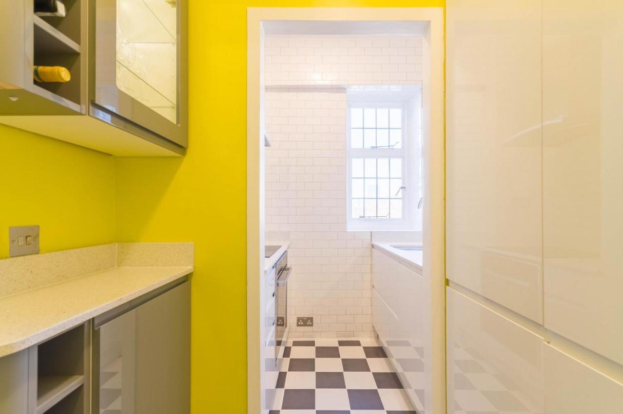 Chic 1 Bed Flat In Popular Bloomsbury Apartment *