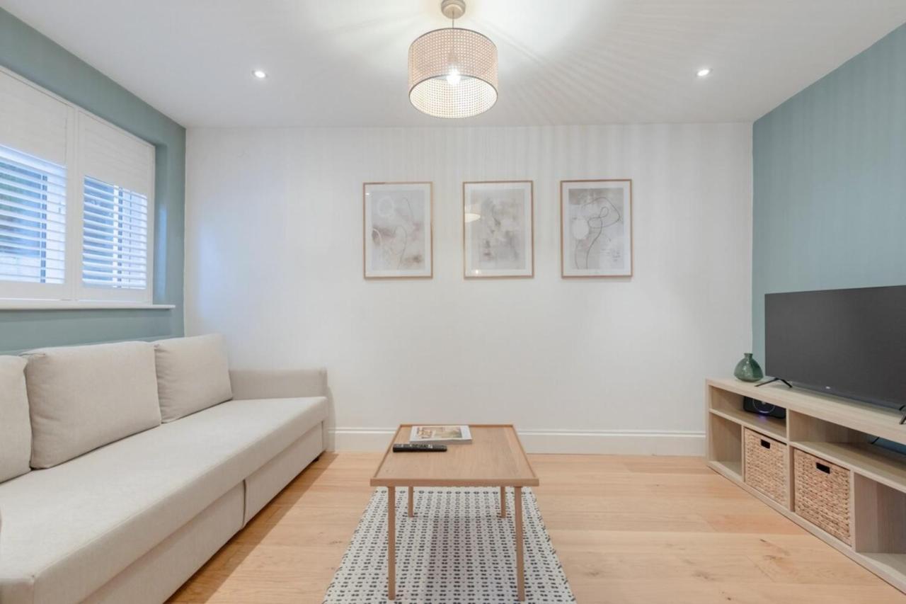 Newly Refurbished 2bd Flat - Wimbledon Village! Apartment *