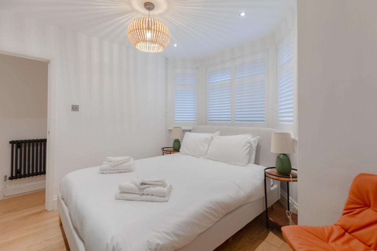 Apartment Newly Refurbished 2bd Flat - Wimbledon Village! *