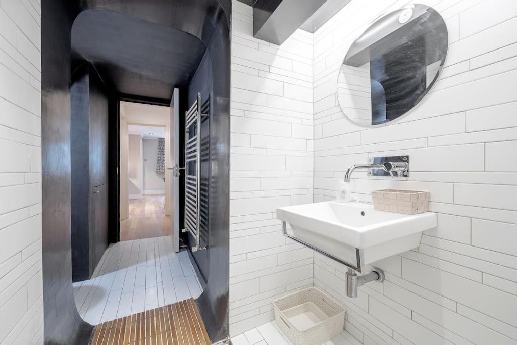 Elegant Marylebone Hideaway Apartment *