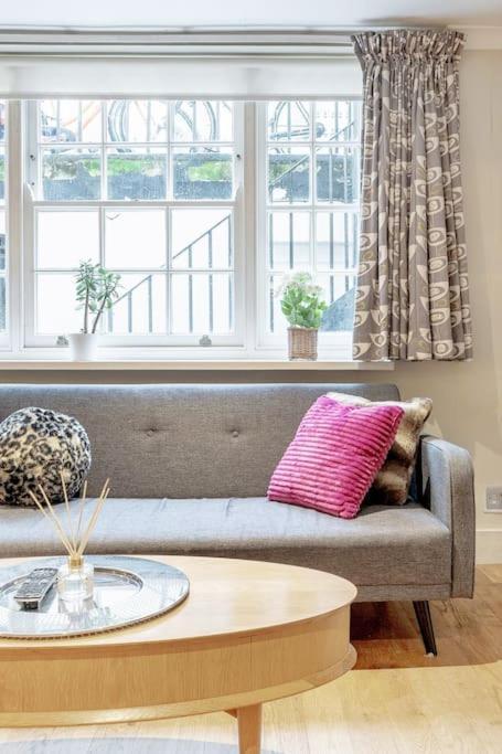 Elegant Marylebone Hideaway * London