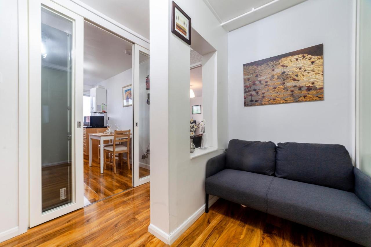 Amazing 1 Bedroom Apartment, Barons Court Apartment