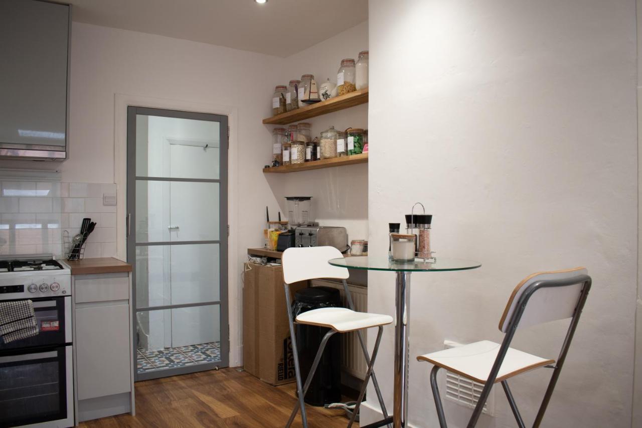Sw - Stylish One Bedroom With Patio *