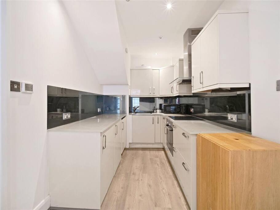 Marylebone 2 Bed Near Harley St & Regents Park Apartment *
