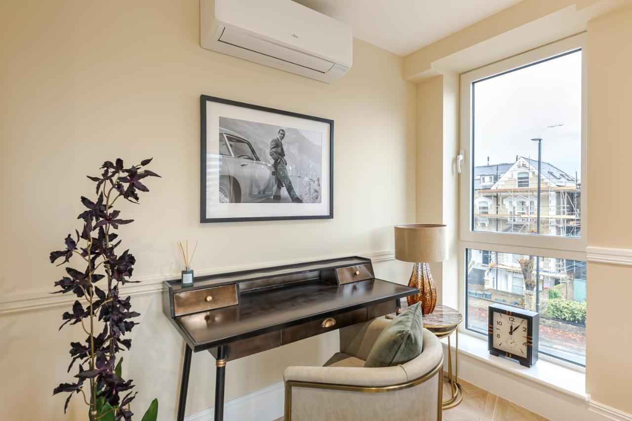 Experience Chiswick In Comfort 2Bd Flat With Ac And Modern Design Apartment *