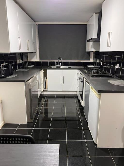 Stunning 2 Bedroom Duplex In The Heart Of London