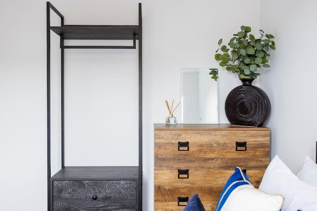 Casa de férias Stylish 3-bed East Contractors Parking Sleeps 5 Near Excel