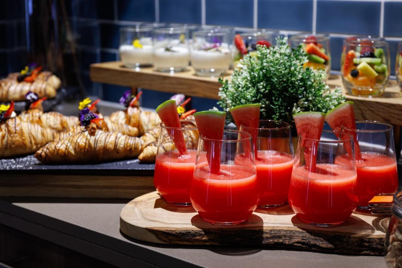 Doubletree By Hilton Angel Kings Cross Hotel London