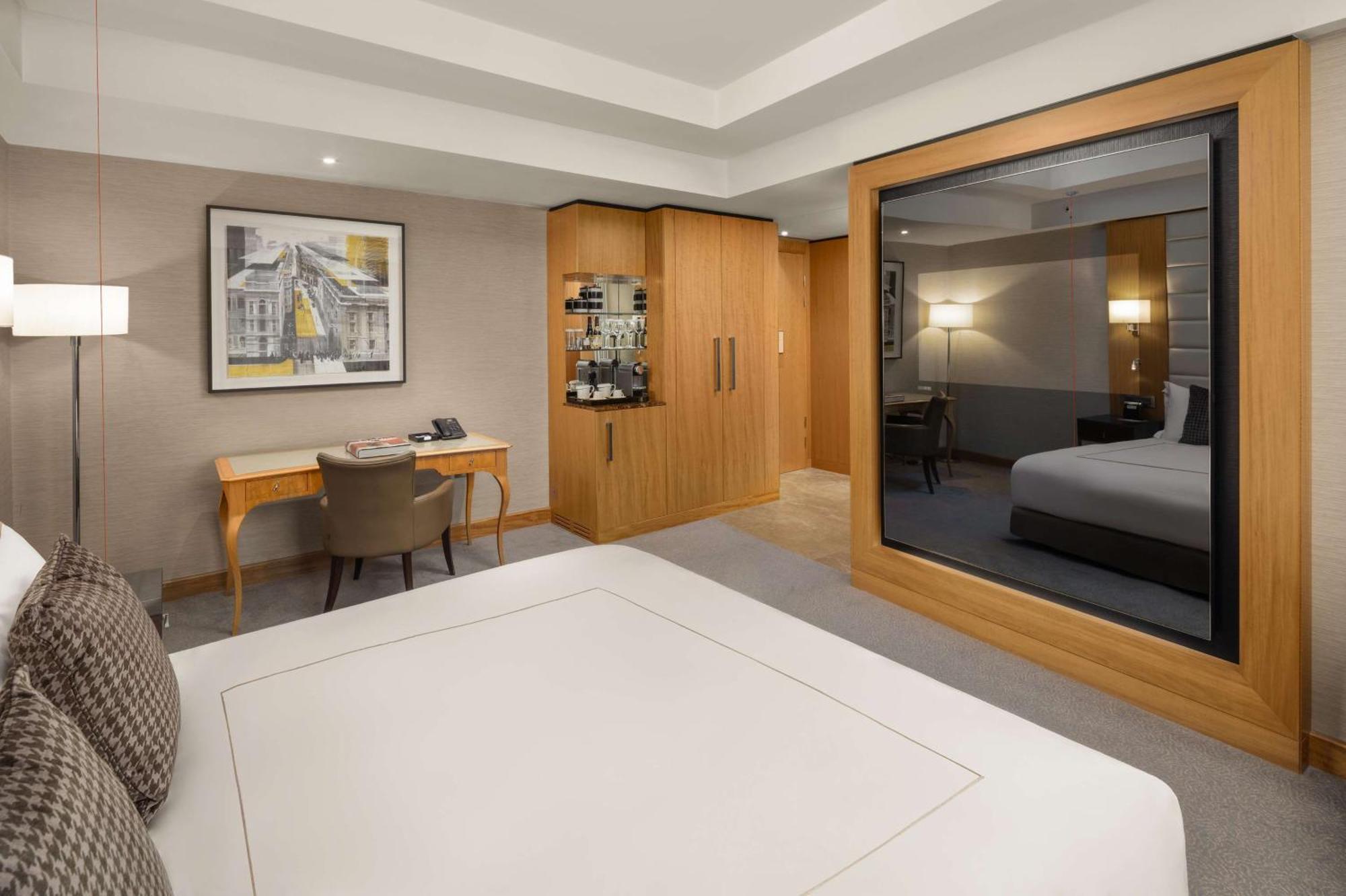 Conrad St 5* Londres